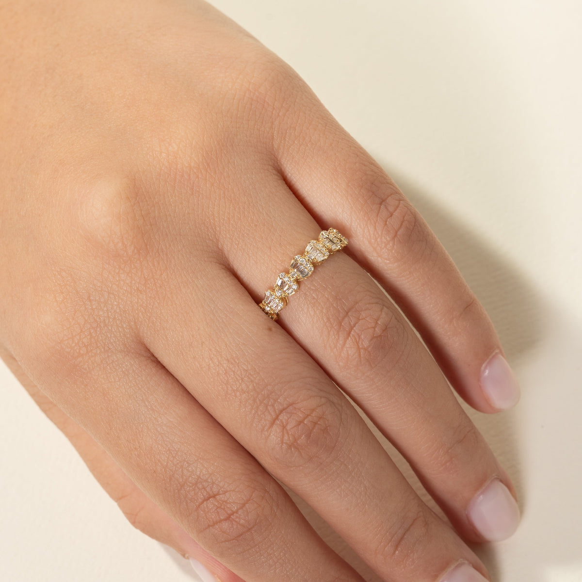 Anillo de Oro 18K Churumbela Corazones BRILLANTE NATURAL .30ct