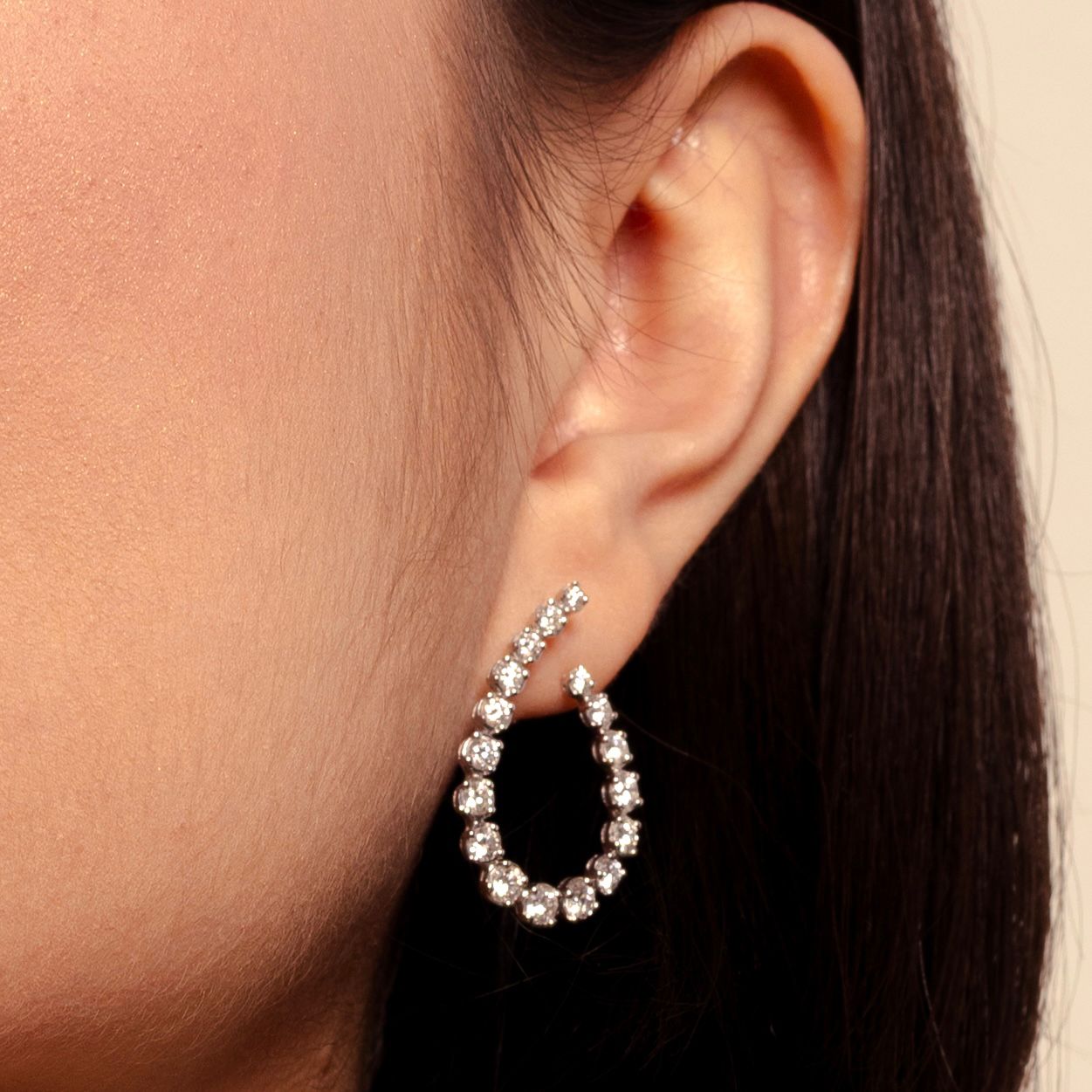 Aretes Oro Blanco 10K BRILLANTES LAB total 2.083ct